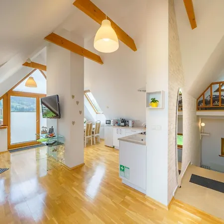 Loft Folk *